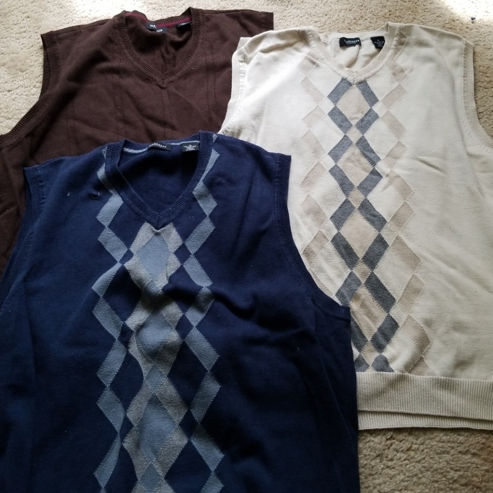 Mens XL Van Heusen Sweater Vest Bundle
